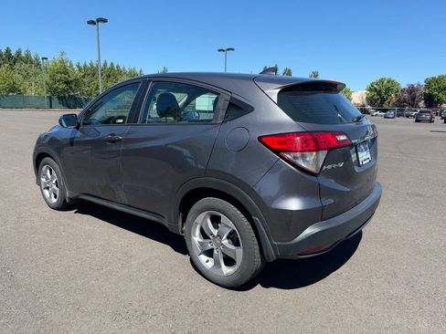 Used 2019 Honda HR-V LX image 5