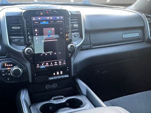 Used 2025 RAM 1500 Big Horn AWD/4WD image 3