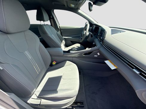 New 2026 Hyundai Elantra Sport FWD image 20