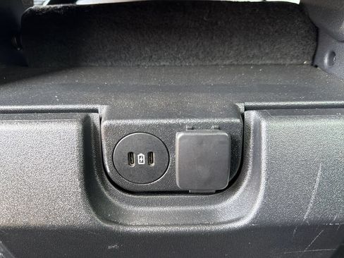 Used 2025 Ford F150 XLT w/ Equipment Group 301A Standard RWD image 24