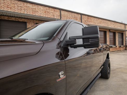 Used 2017 RAM 2500 Tradesman w/ Chrome Appearance Group image 4