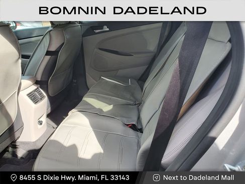 Used 2021 Hyundai Tucson SEL w/ Winter Weather Package image 11