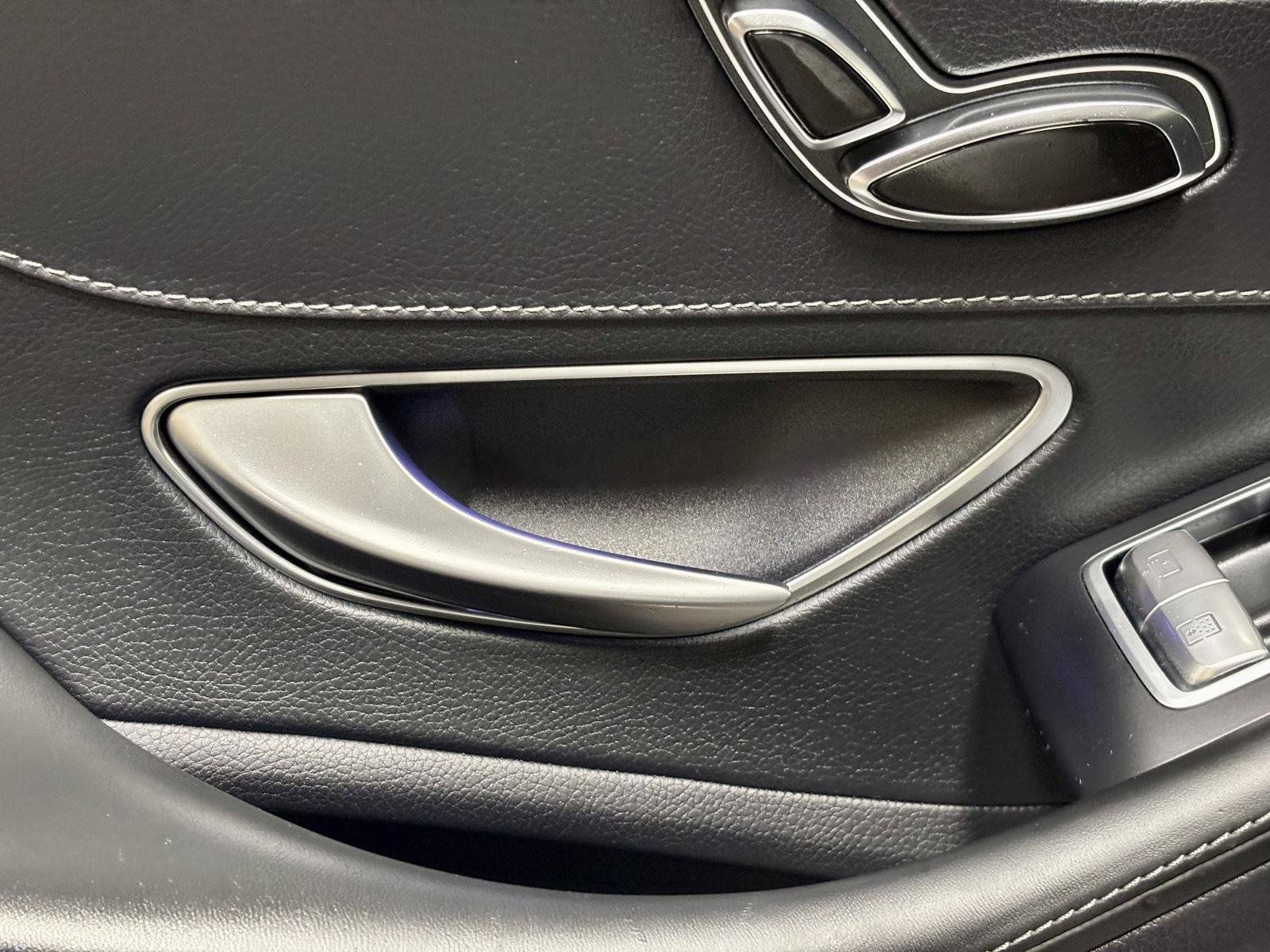 Used 2016 Mercedes-Benz S 550 4MATIC Sedan image 22