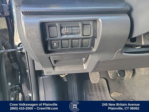 Used 2018 Subaru Crosstrek 2.0i Premium image 39