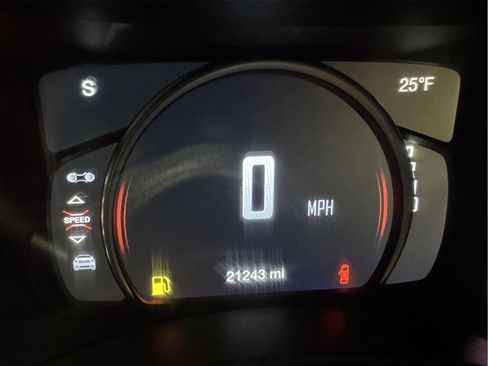 Used 2022 Dodge Durango GT w/ Blacktop Package image 16