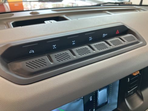 Used 2022 Ford Bronco Badlands w/ Sasquatch Package image 23