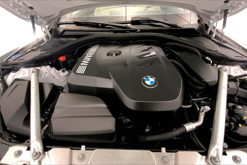 Used 2025 BMW 430i xDrive Coupe w/ Premium Package AWD/4WD image 9