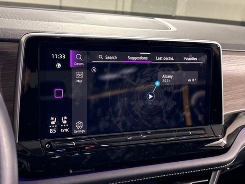 Used 2025 Volkswagen Atlas SEL Premium R-Line image 22