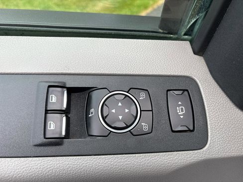 Used 2017 Ford F550 4x4 Regular Cab Super Duty w/ XLT Value Package image 22