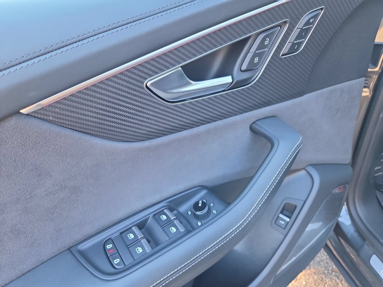 Used 2024 Audi SQ8 Prestige w/ Prestige Package AWD/4WD image 22