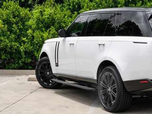 Used 2023 Land Rover Range Rover Long Wheelbase Autobiography AWD/4WD image 14