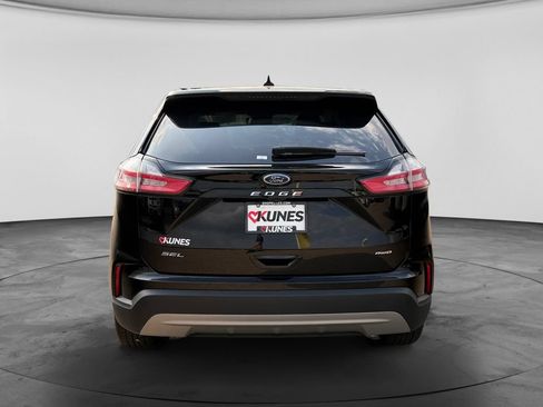 Used 2024 Ford Edge SEL AWD/4WD image 8