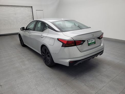 Used 2021 Nissan Altima 2.5 SR FWD image 5