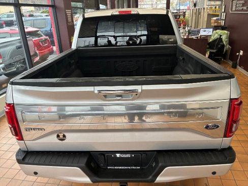 Used 2015 Ford F150 Platinum w/ Equipment Group 701A Luxury image 13