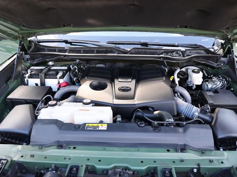 Used 2023 Toyota Tundra Limited RWD image 16