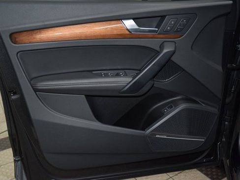 Used 2023 Audi Q5 2.0T Premium Plus w/ Premium Plus Package image 48