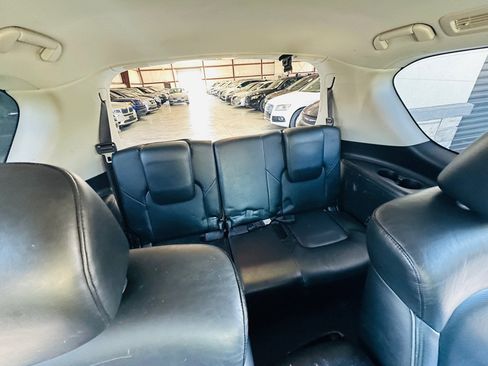 Used 2013 INFINITI QX56 2WD w/ Theater Pkg image 28