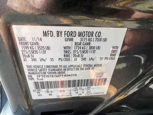 Used 2015 Ford F150 Platinum w/ Equipment Group 701A Luxury AWD/4WD image 30