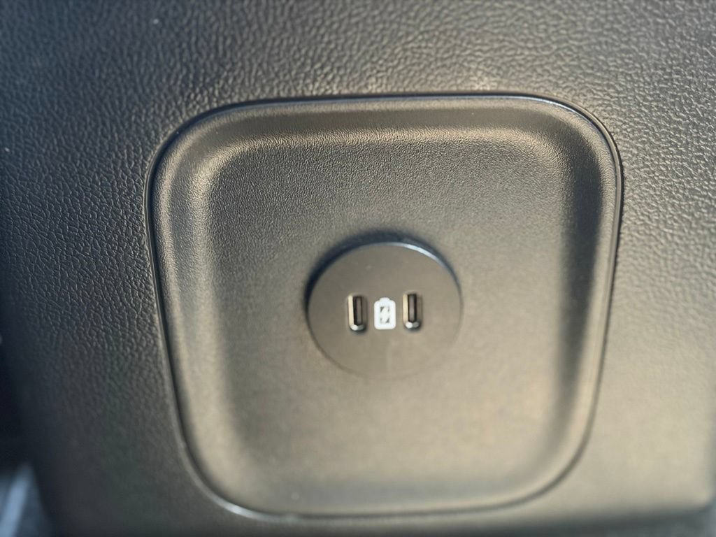 Used 2025 Ford Escape ST-Line AWD/4WD image 11