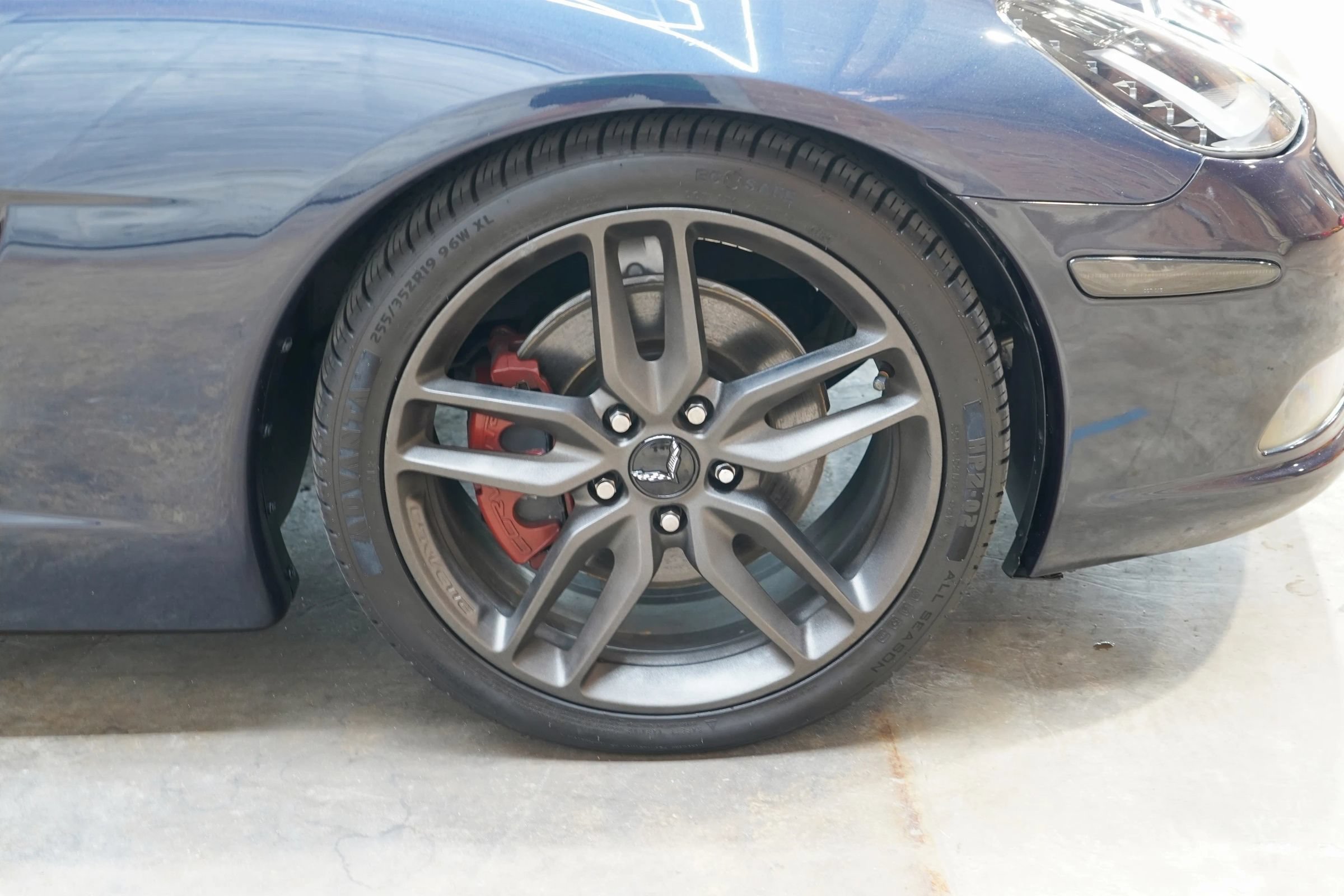 Used 2013 Chevrolet Corvette Coupe w/ Battery Protection Package RWD image 48