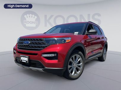 Certified 2022 Ford Explorer XLT w/ Equipment Group 202A