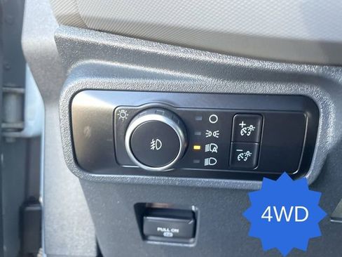 Used 2023 Ford Bronco Black Diamond image 33