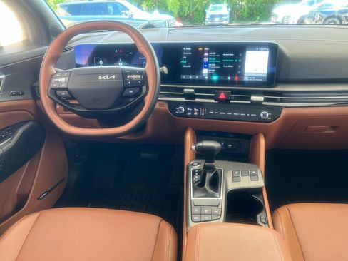 Certified 2026 Kia Sportage X-Line w/ X-Line Technology Package AWD/4WD image 18