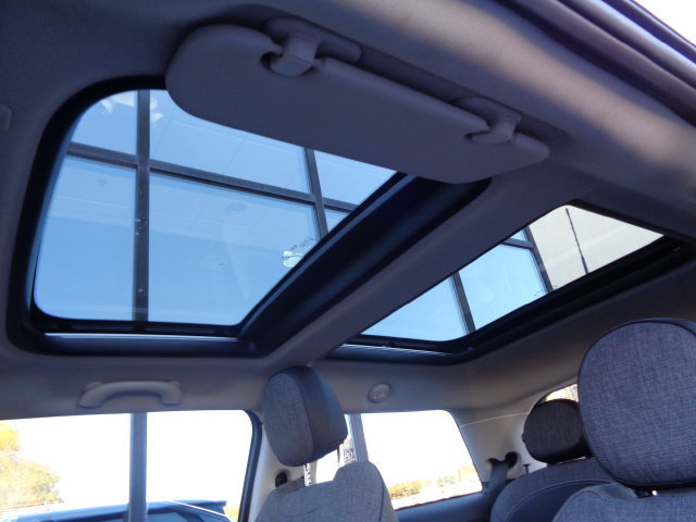 Used 2023 MINI Cooper SE FWD image 17
