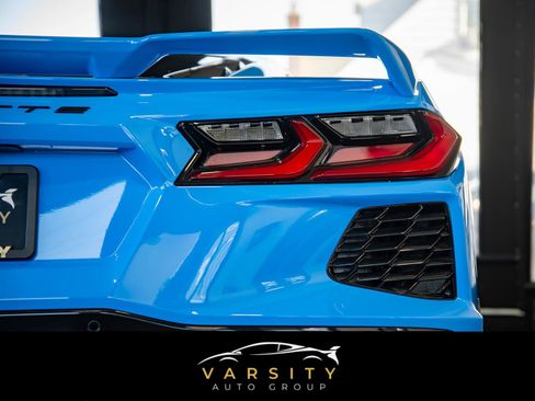 Used 2021 Chevrolet Corvette Stingray Coupe w/ Z51 Performance Package RWD image 41