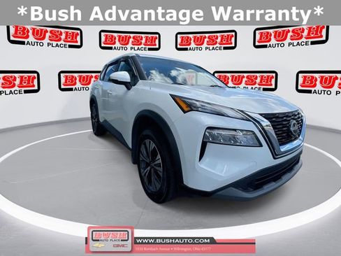Used 2022 Nissan Rogue SV image 1