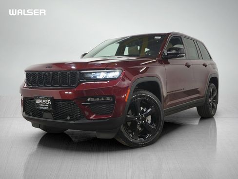 Used 2024 Jeep Grand Cherokee Limited w/ Luxury Tech Group II image 1