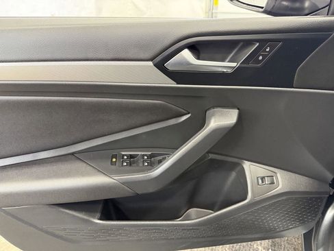 Used 2019 Volkswagen Jetta SE image 14