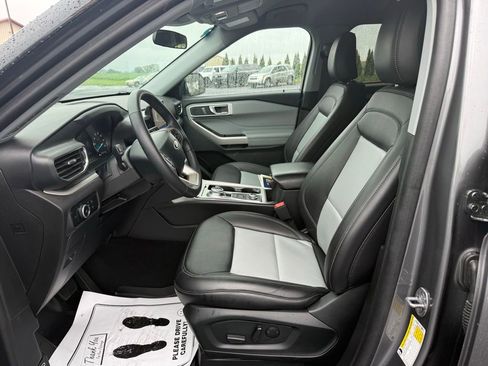 Certified 2024 Ford Explorer XLT w/ Equipment Group 202A AWD/4WD image 12