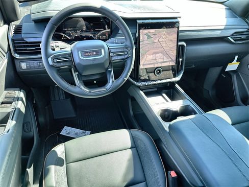 New 2026 GMC Acadia AT4 w/ Luxury Package image 20