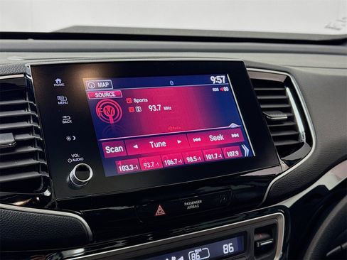 Used 2023 Honda Ridgeline Black Edition image 12