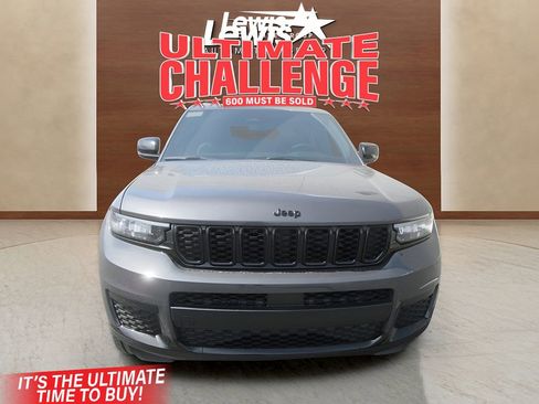 Used 2024 Jeep Grand Cherokee L Laredo image 6