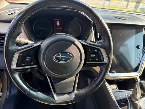 Used 2021 Subaru Outback Premium AWD/4WD image 12