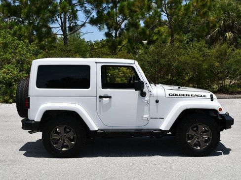 Used 2018 Jeep Wrangler Sport AWD/4WD image 8