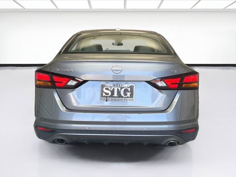 Used 2023 Nissan Altima 2.5 SL FWD image 5
