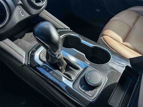 Used 2020 Chevrolet Blazer Premier w/ Driver Confidence II Package image 33