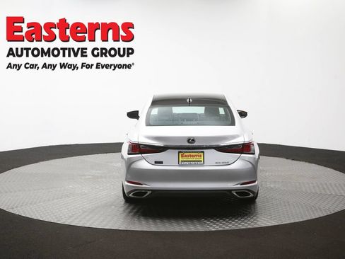 Used 2019 Lexus ES 350 Ultra Luxury w/ Accessory Package FWD image 39