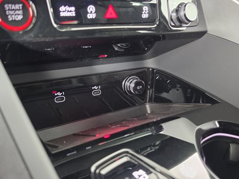 New 2026 Audi SQ5 Premium Plus AWD/4WD image 24