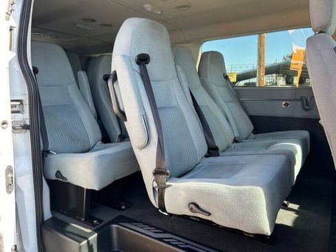 Used 2019 Ford Transit 350 XLT RWD image 10