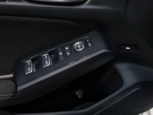 Used 2025 Honda Civic Sport image 14