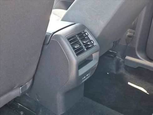 Used 2026 Volkswagen Tiguan S FWD image 17