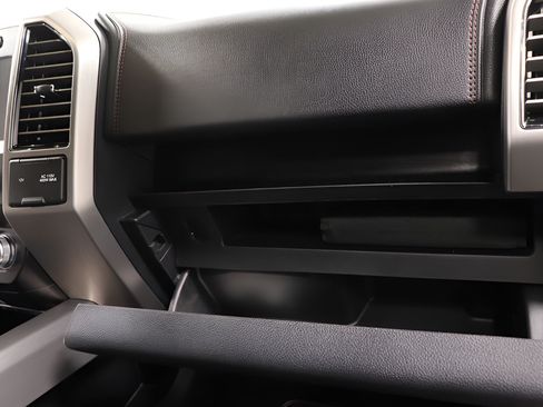 Used 2020 Ford F150 Platinum w/ Technology Package AWD/4WD image 30