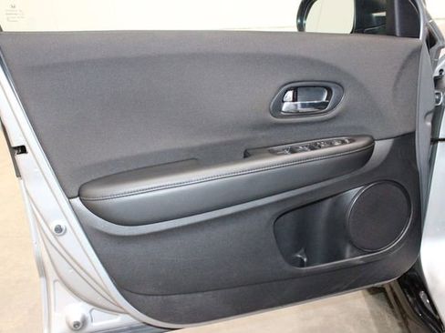 Used 2022 Honda HR-V Sport image 15