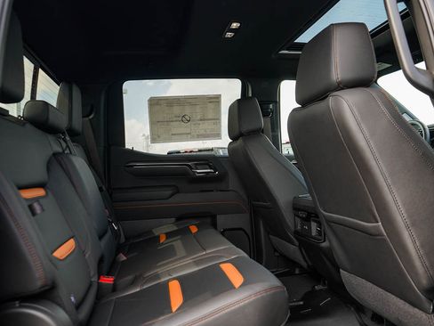 New 2026 GMC Sierra 1500 AT4 w/ AT4 Premium Package image 10