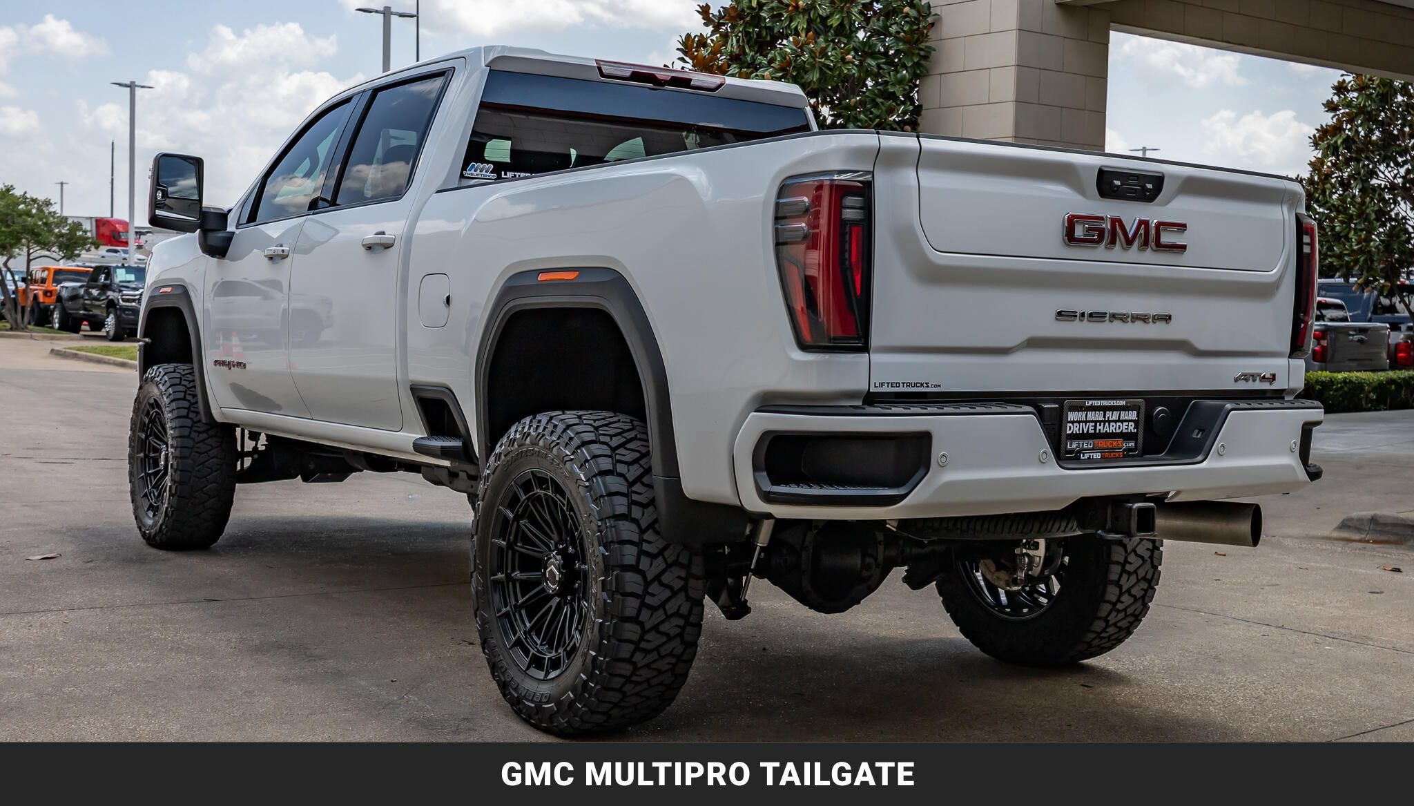 Used 2026 GMC Sierra 2500 AT4 AWD/4WD image 7