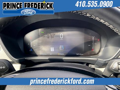 Used 2025 Ford Escape SE image 19